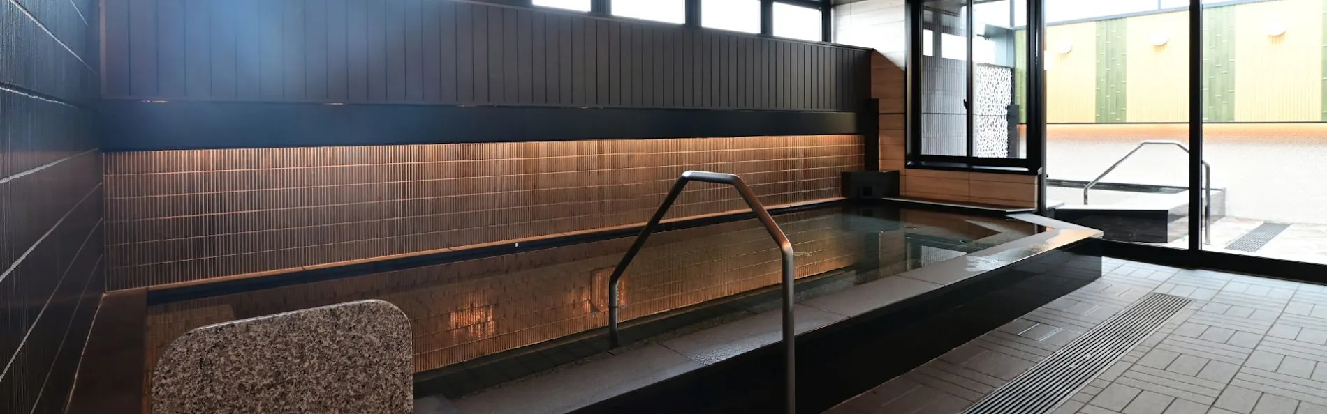 アパホテル〈大分駅前〉