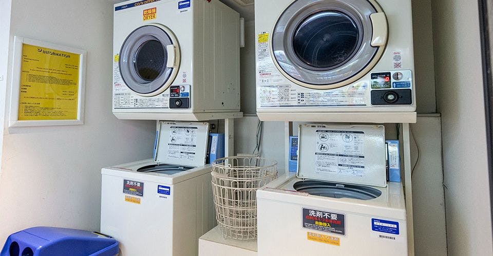 2階　コインランドリー