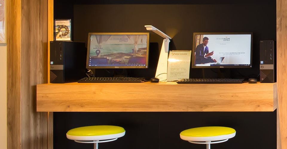 パソコンコーナー