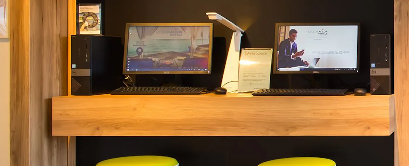 パソコンコーナー