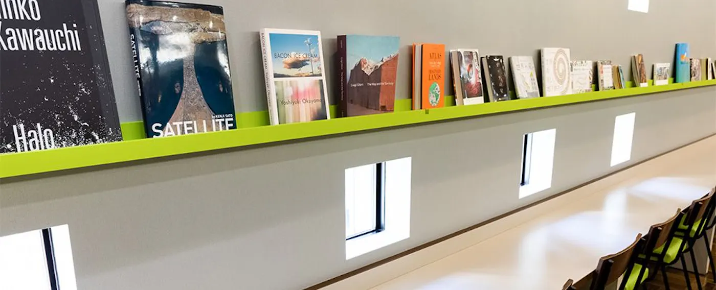 คาเฟ่ห้องสมุดคอมฟอร์ท