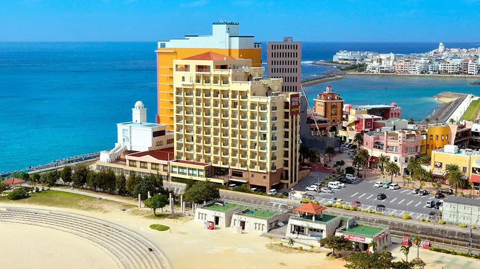 Vessel Hotel Campana Okinawa