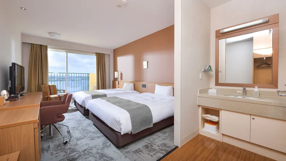 Vessel Hotel Campana Okinawa