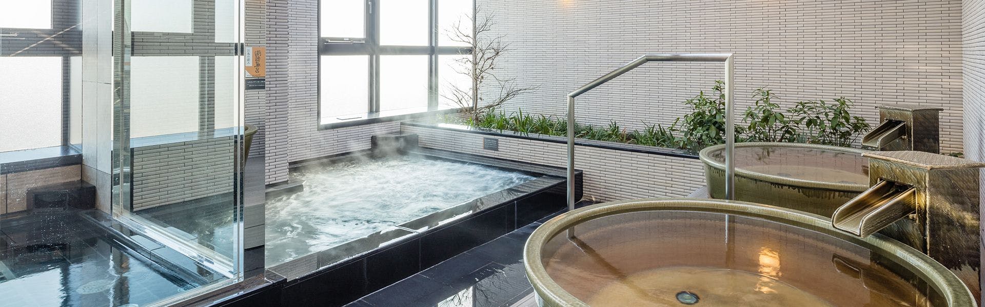 アパホテル〈品川 泉岳寺駅前〉