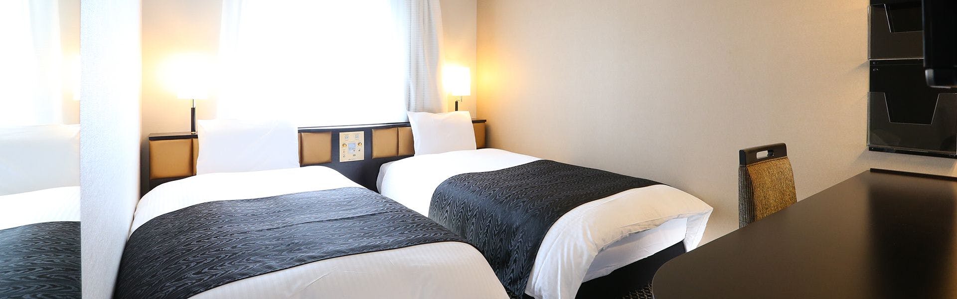 アパホテル〈品川 泉岳寺駅前〉