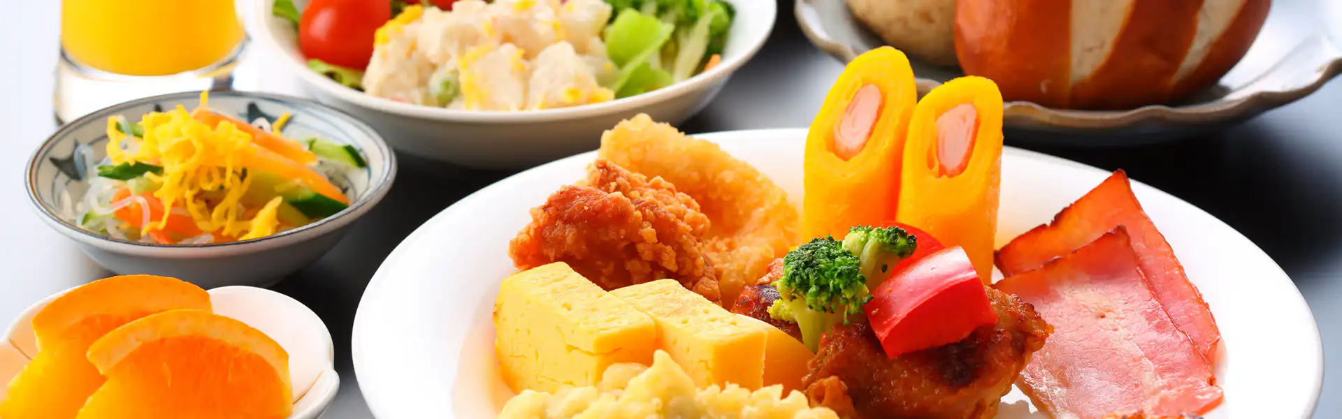朝食