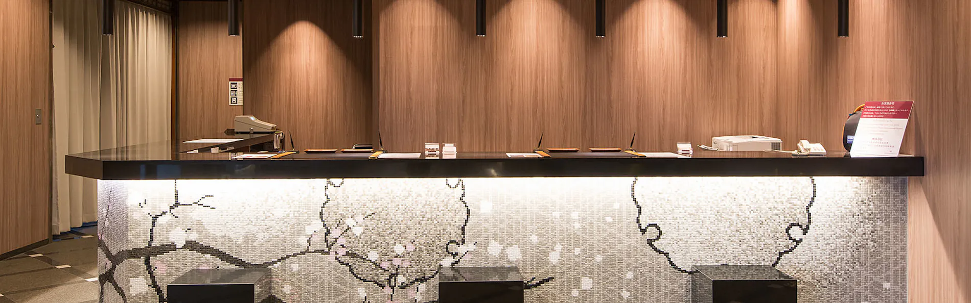 ザ エディスターホテル成田