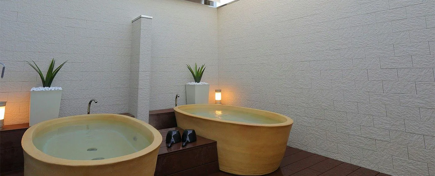 男女別露天風呂(壺湯)