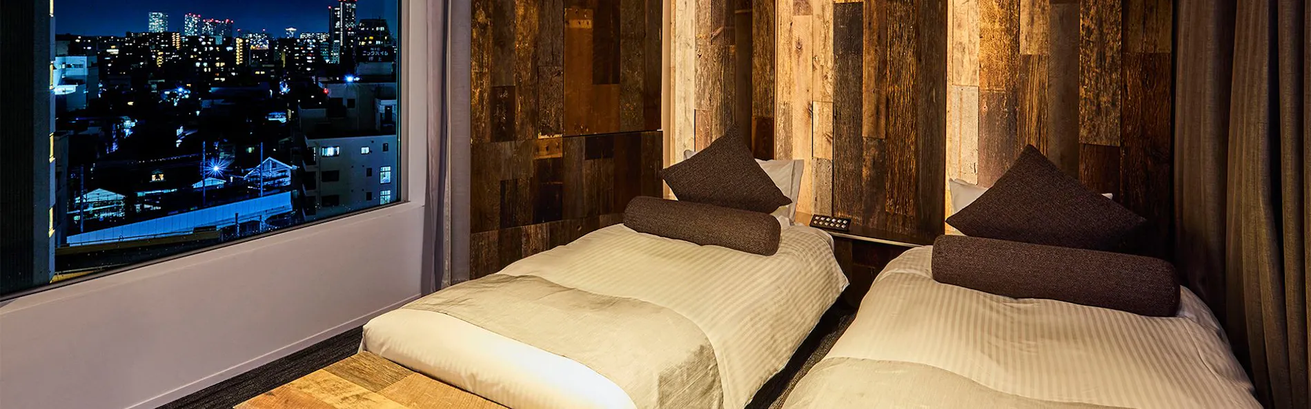 ONE@Tokyo by insomnia