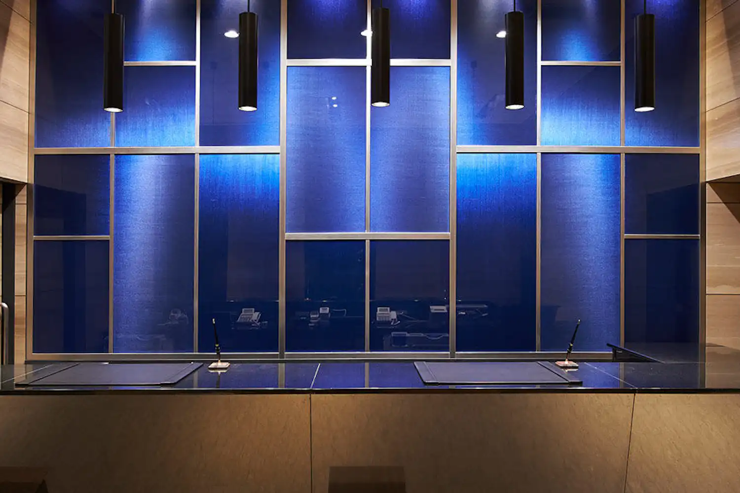 ด้านหน้าฟรอนต์