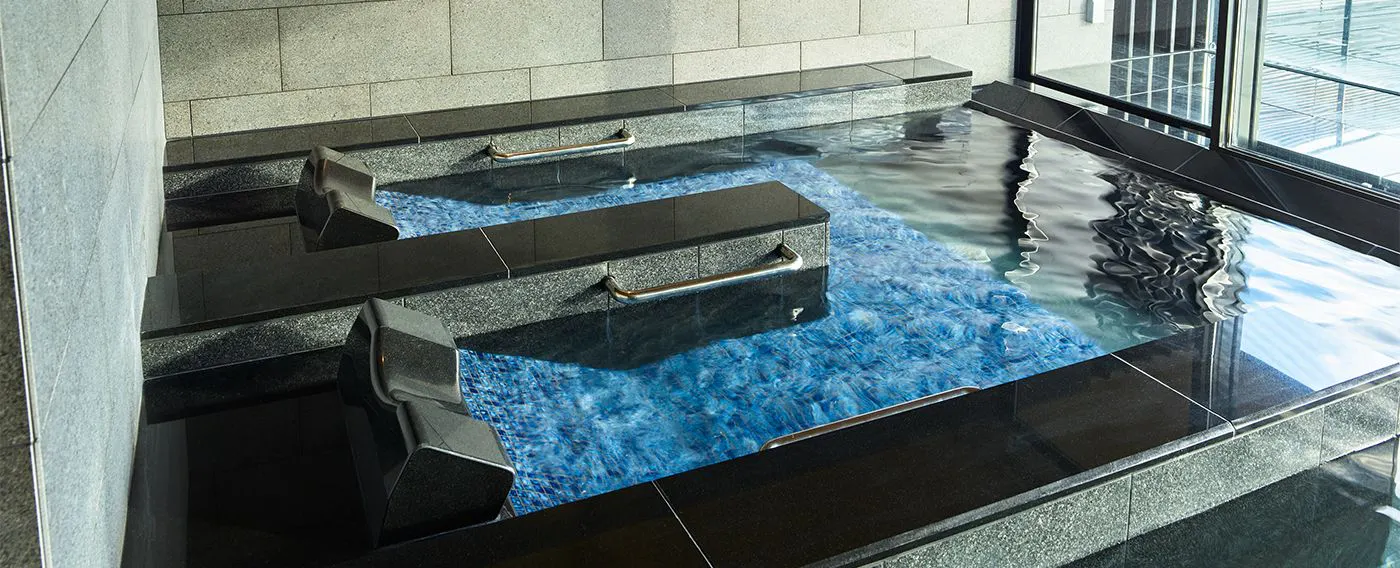 อ่างอาบน้ำแบบนอน