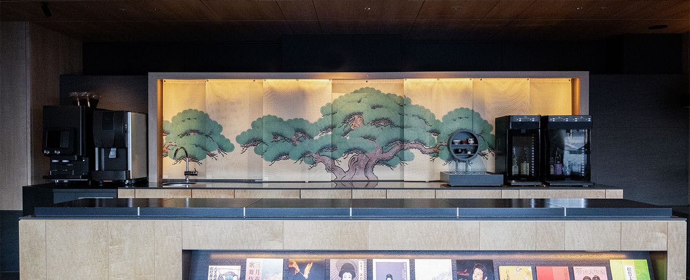 ロビーラウンジ