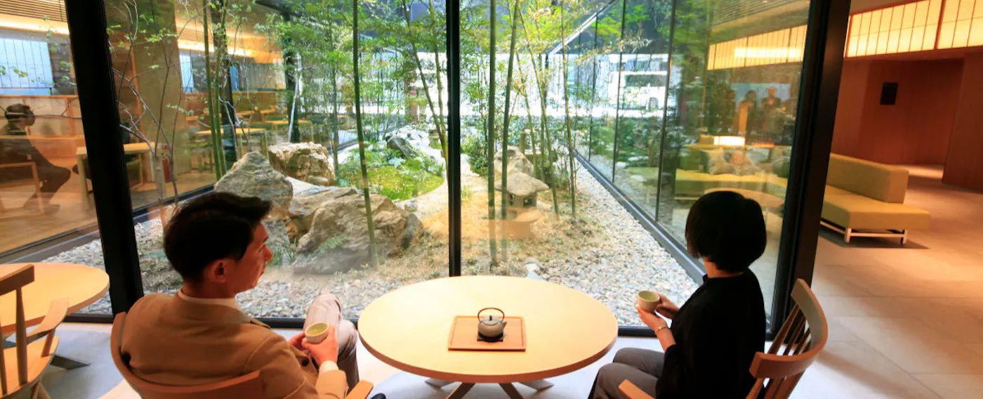 フロント・ロビー周辺