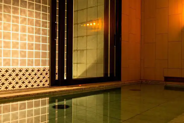 ห้องอาบน้ำสาธารณะ