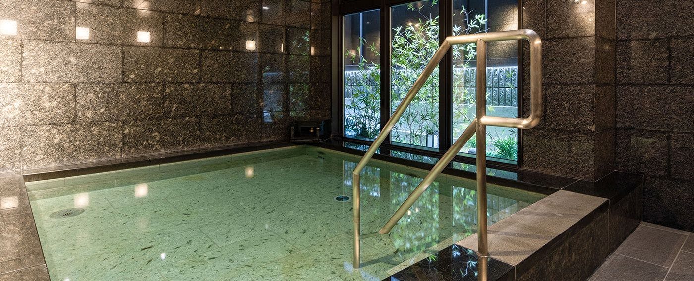 ห้องอาบน้ำรวมขนาดใหญ่