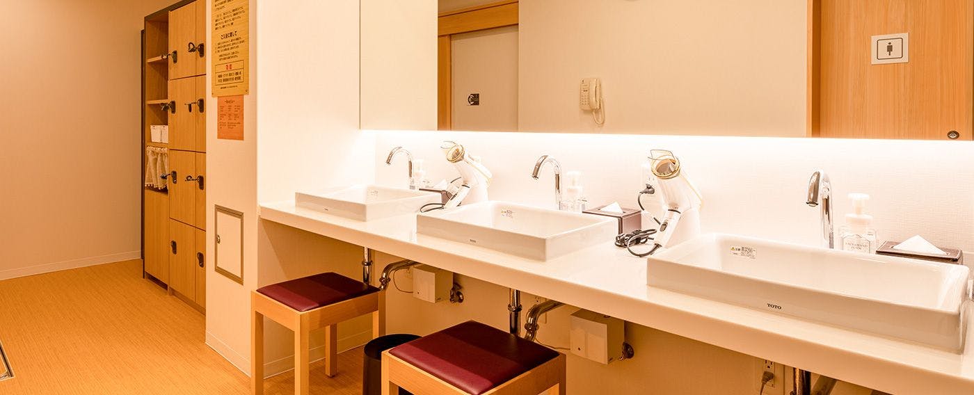 画像の内容がこちらに表示されていないため、翻訳できません。翻訳したい日本語テキストが読める画像をアップロードするか、日本語本文を貼り付けてください。