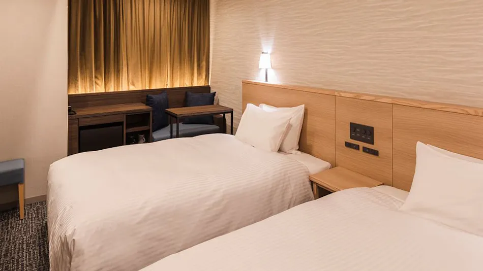 Sotetsu Grand Fresa Takadanobaba