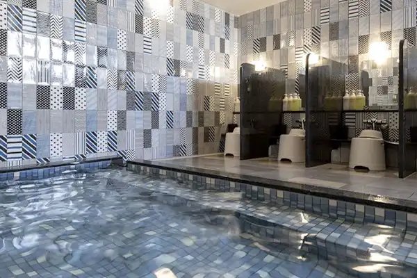 ห้องอาบน้ำสาธารณะ