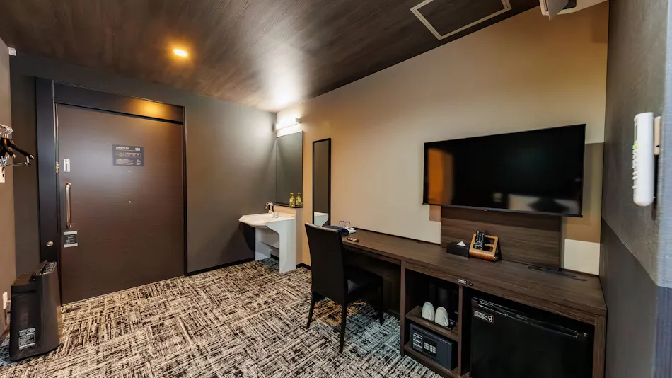 Hotel Kanraku Premier Mt. Fuji / Shin-Gotemba Interchange / National Route 246