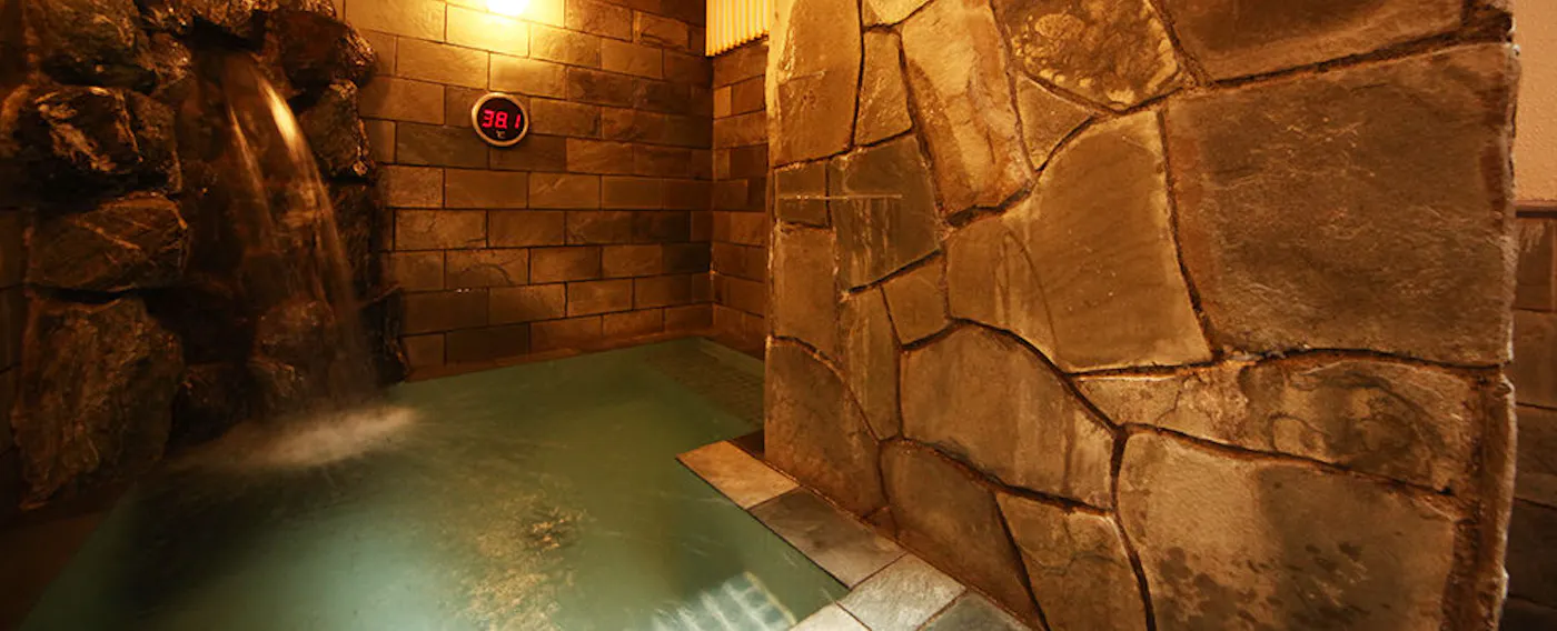 Pemandian terbuka untuk wanita