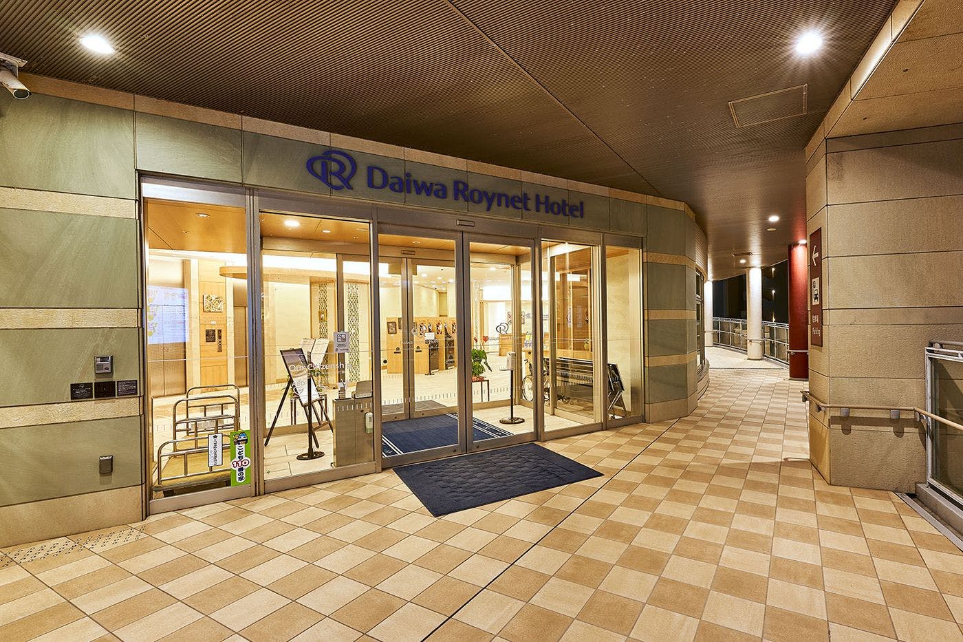 2階エントランス