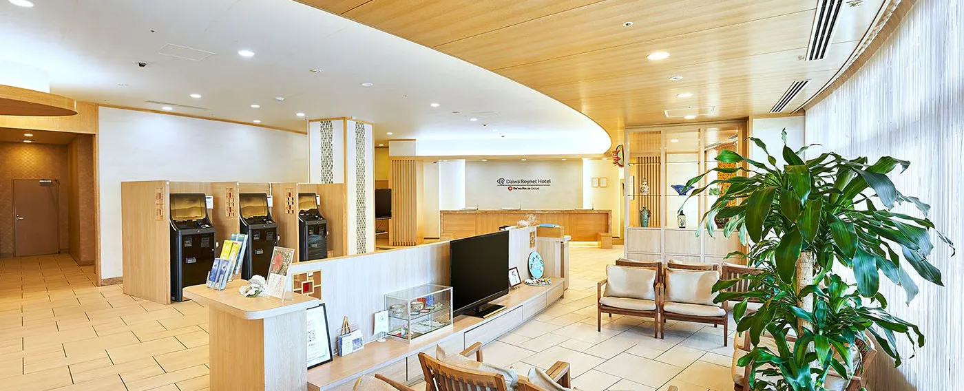 フロント・ロビー(2階)