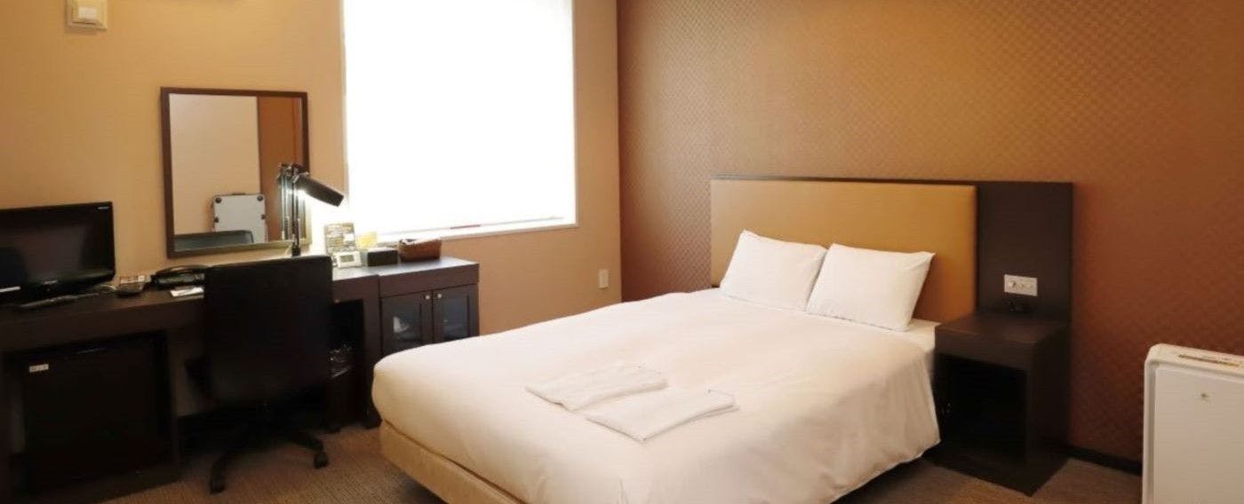 Universal Semi Double