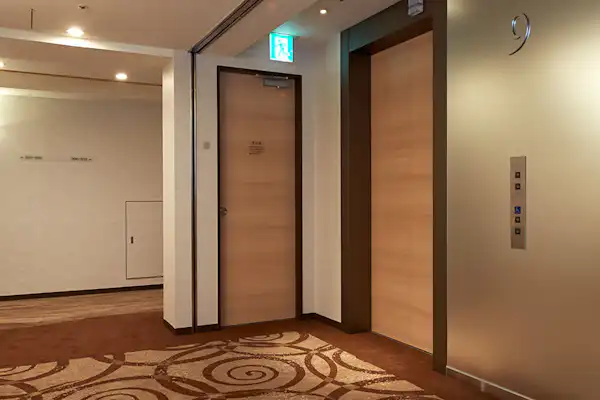 โถงลิฟต์