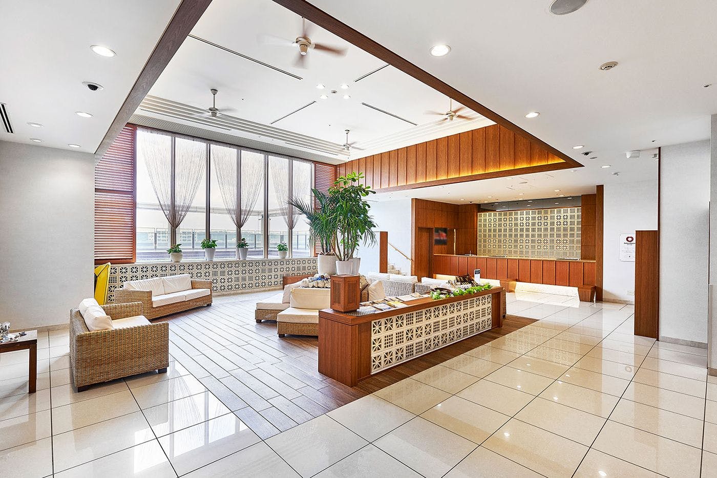 フロント・ロビー（9階）