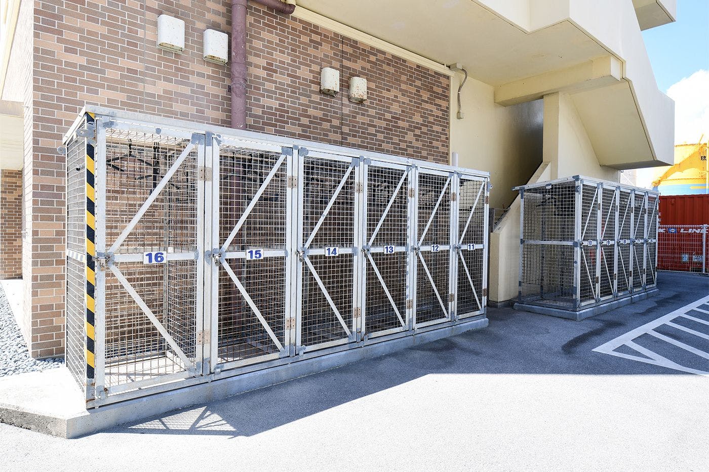 ที่จอดรถ