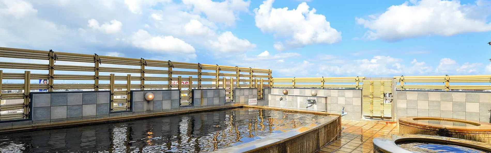 アパホテル〈金沢中央〉