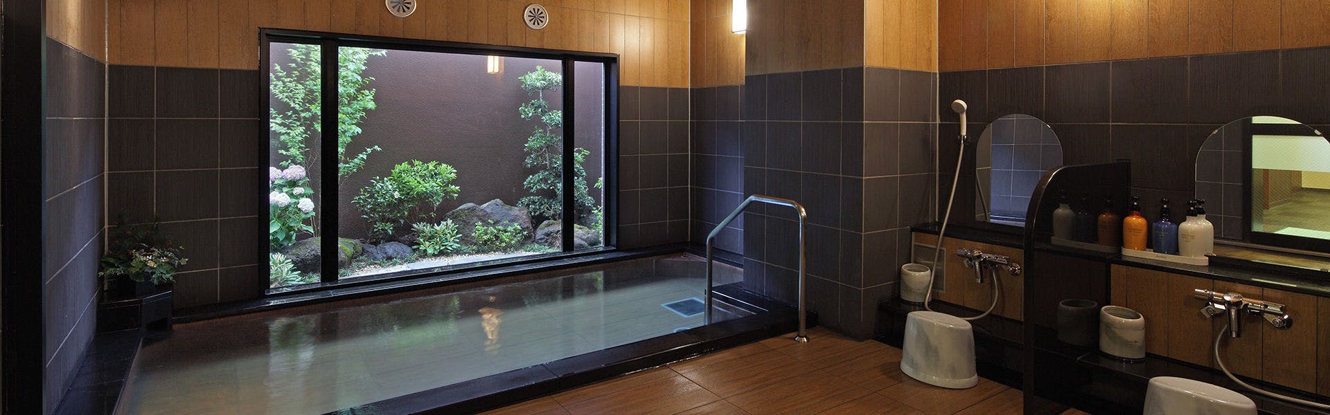 ホテルルートイン伊勢原大山インター -国道246号-