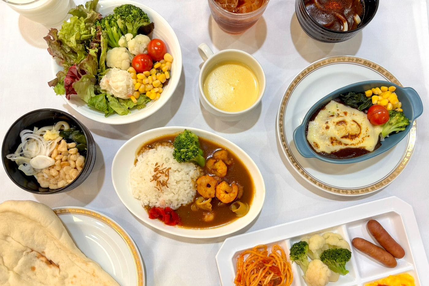 อาหารกลางวัน