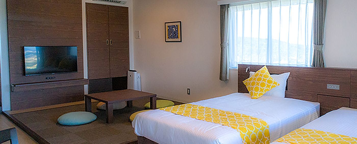 เตียงเซมิ-ดับเบิล 2 เตียง