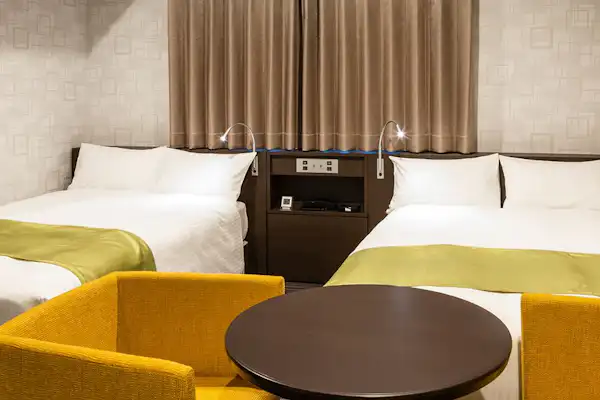 Guest room