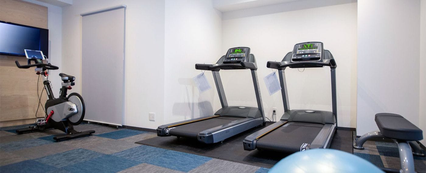 館内施設｜2階・フィットネスルーム