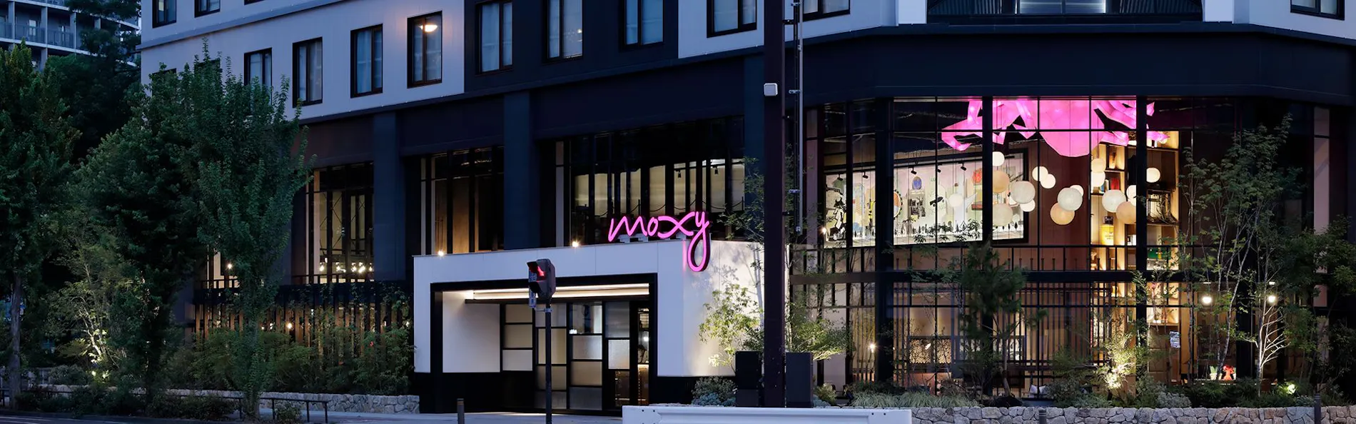 モクシー大阪梅田(マリオットグループ)