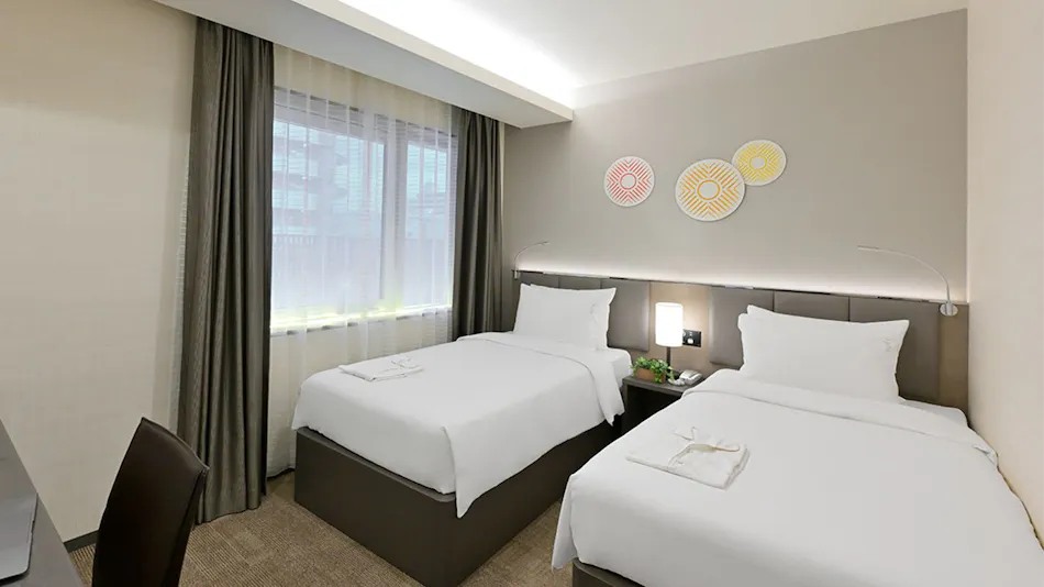 Holiday Inn and Suites Shin Osaka