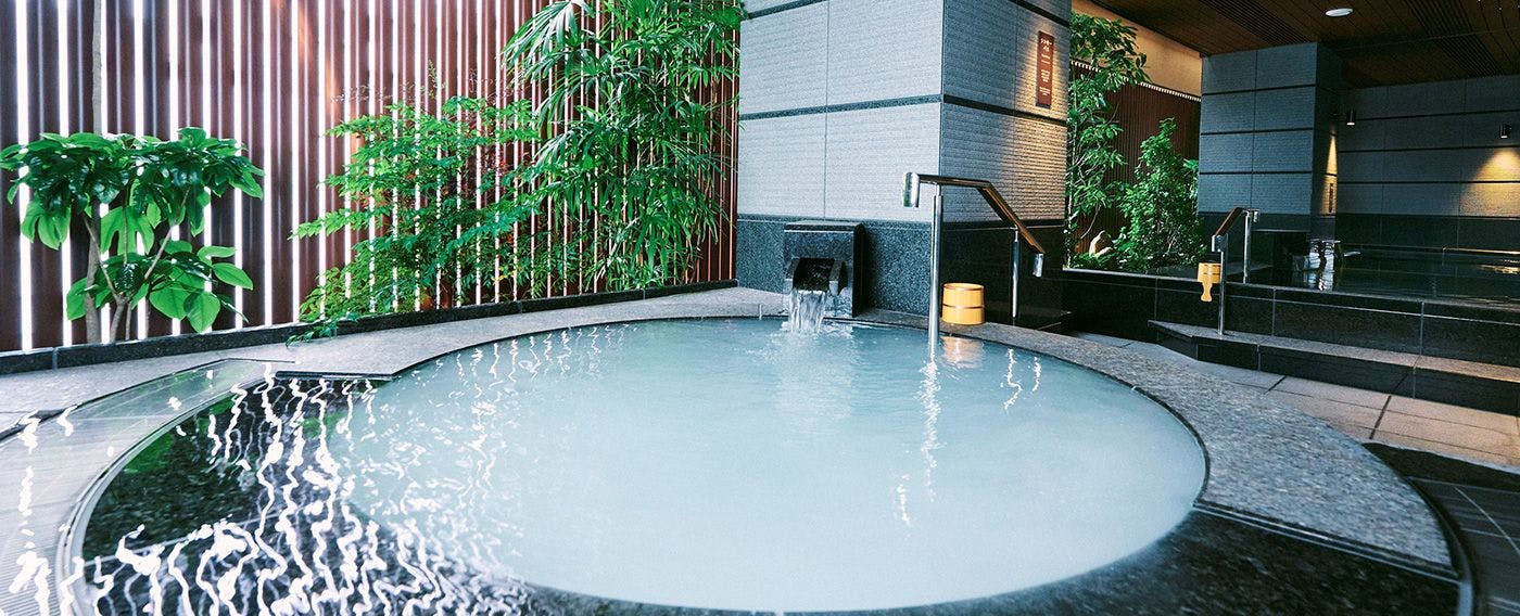 อ่างจากุซซี่ซิลกี้