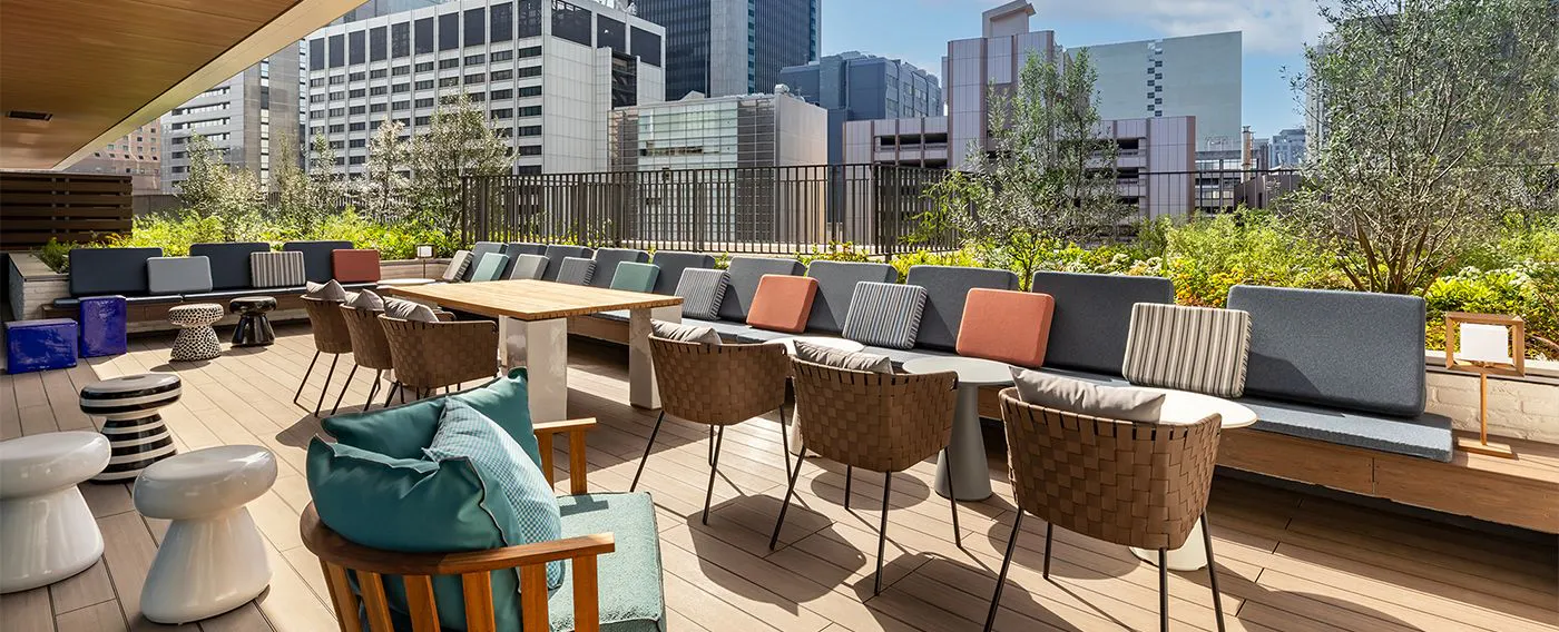 テラスラウンジ