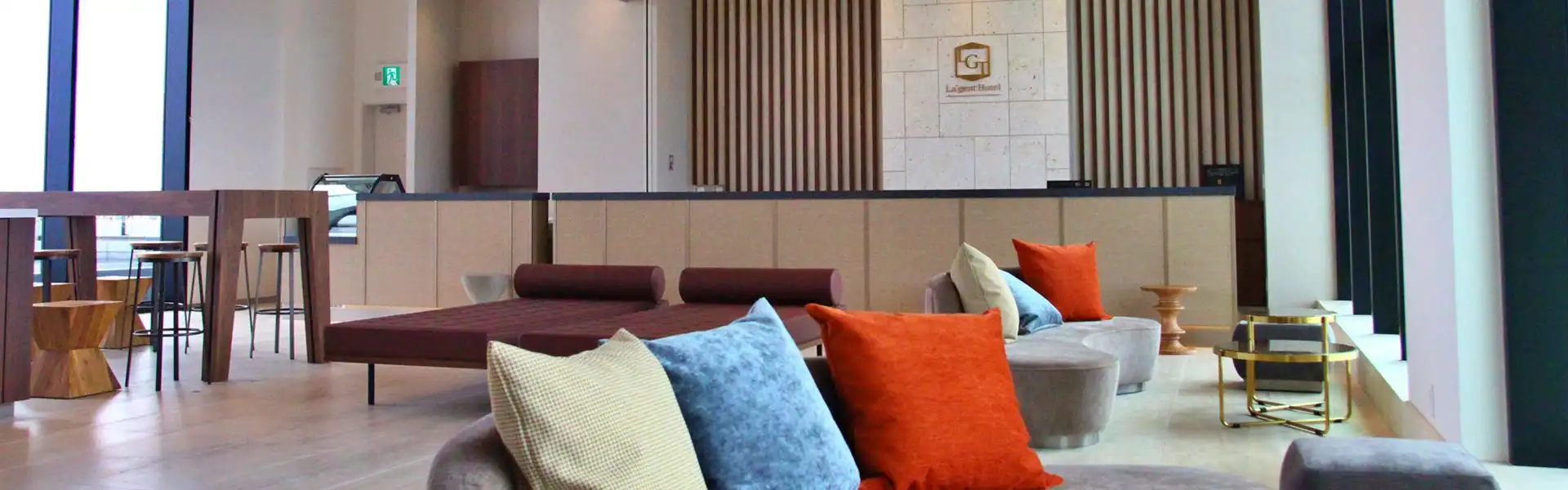 フロントロビー