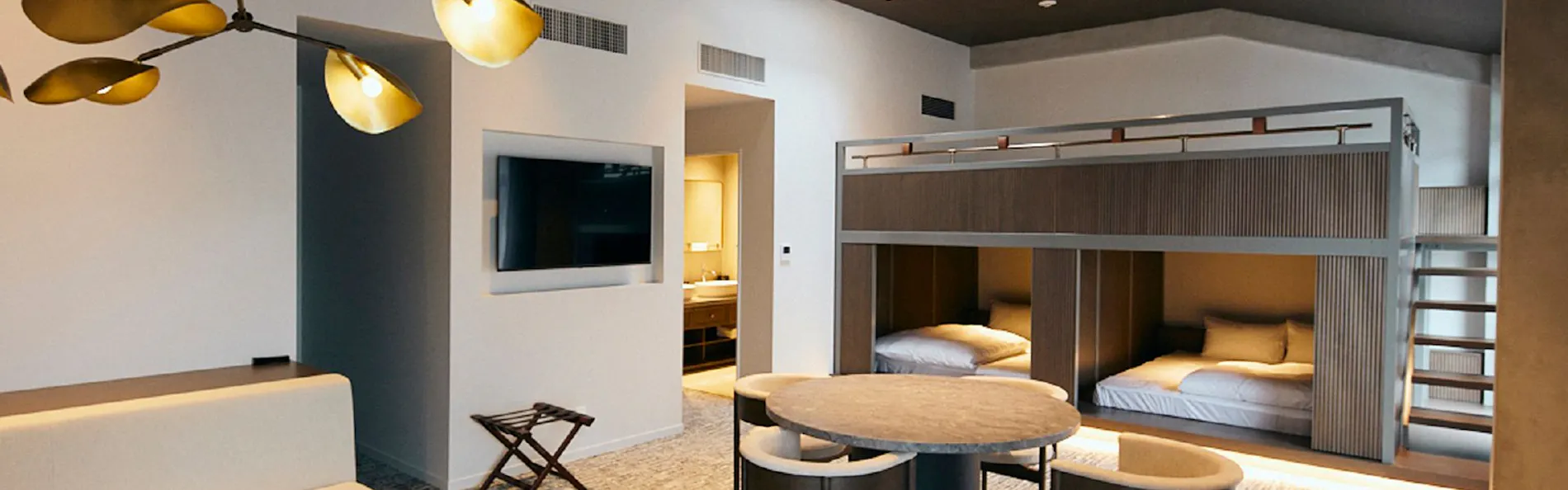 TRAN.SCENDER HOTEL Yokohama