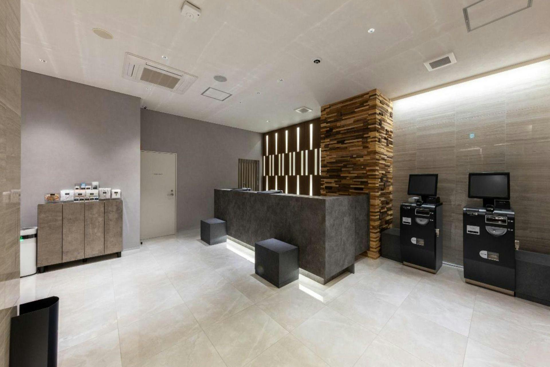 THE STILL HOTEL