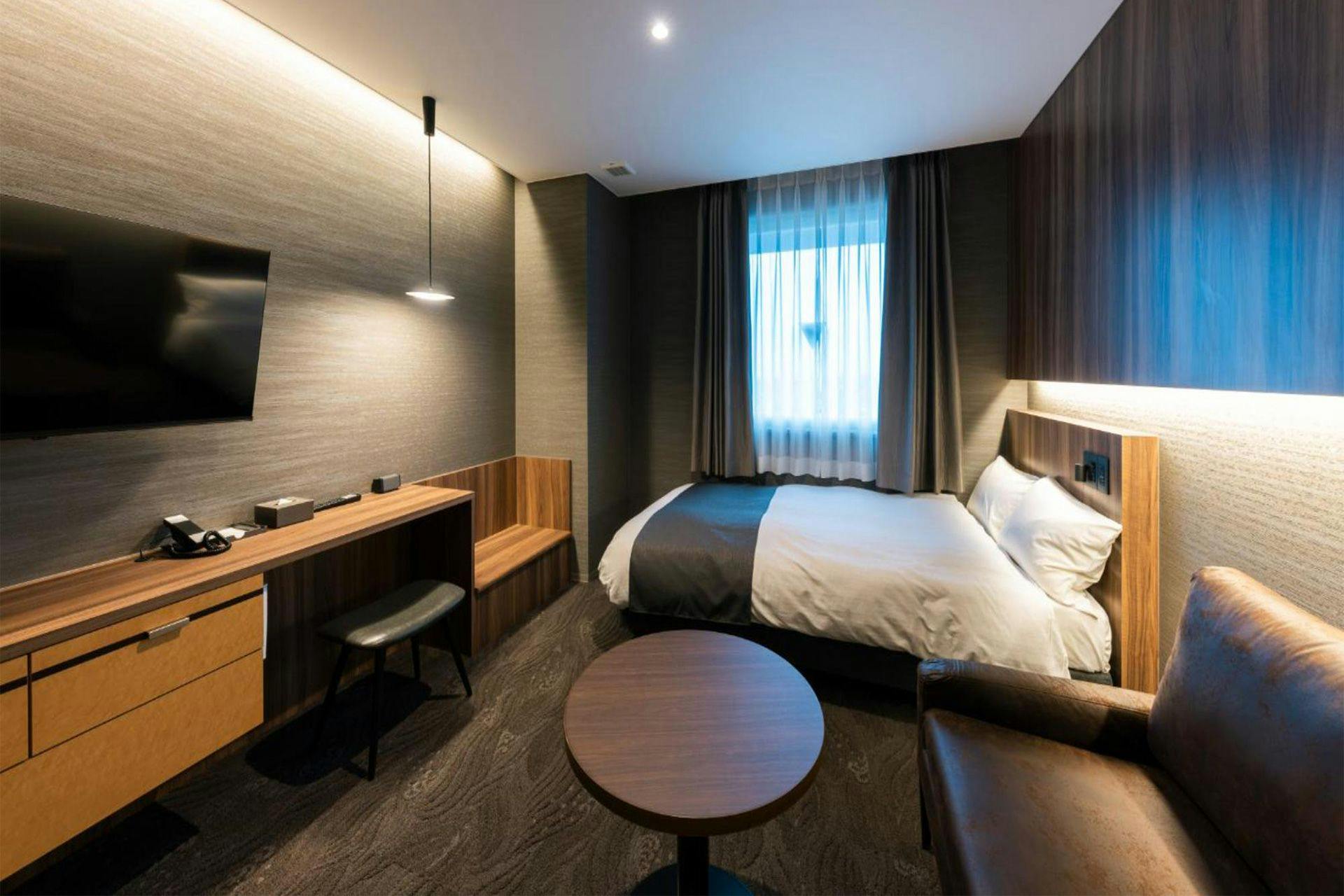 THE STILL HOTEL