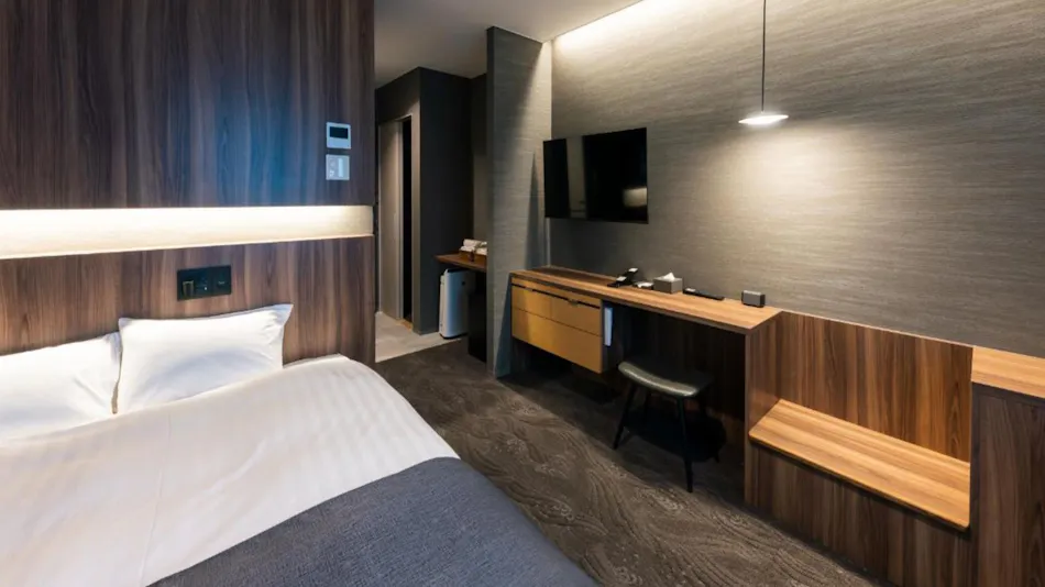 THE STILL HOTEL