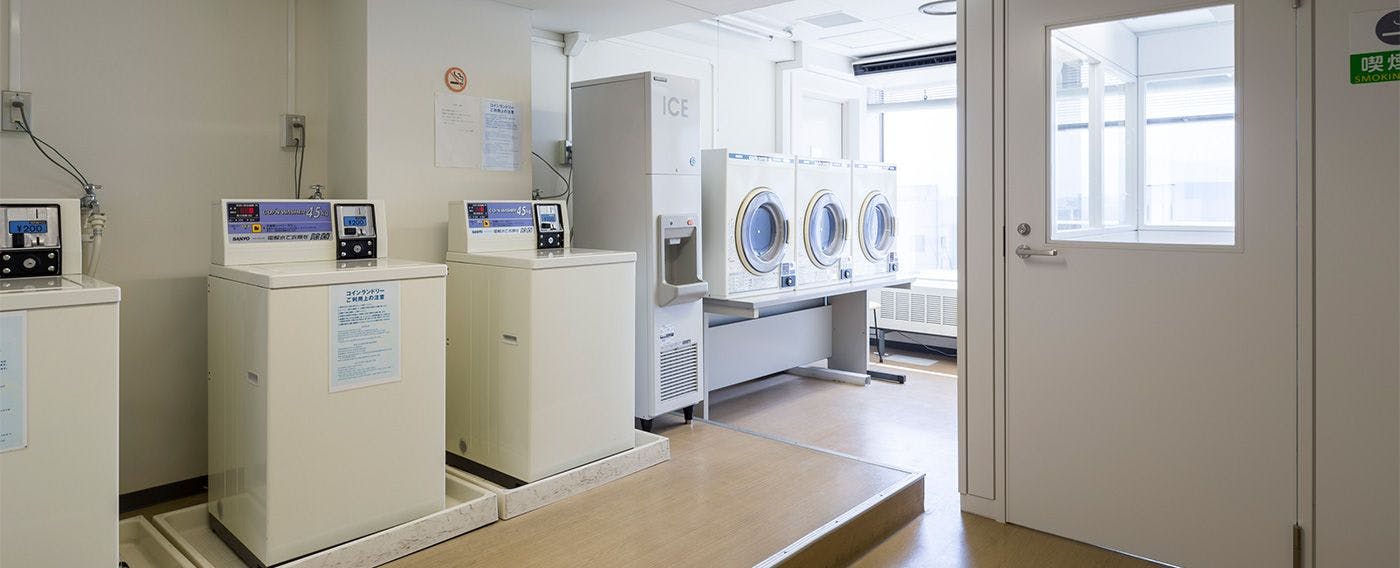 ร้านซักผ้าหยอดเหรียญ