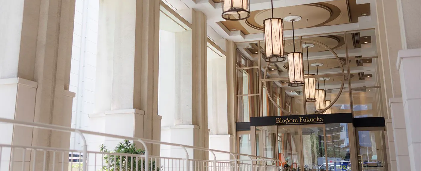 2階まで吹き抜けのエントランス