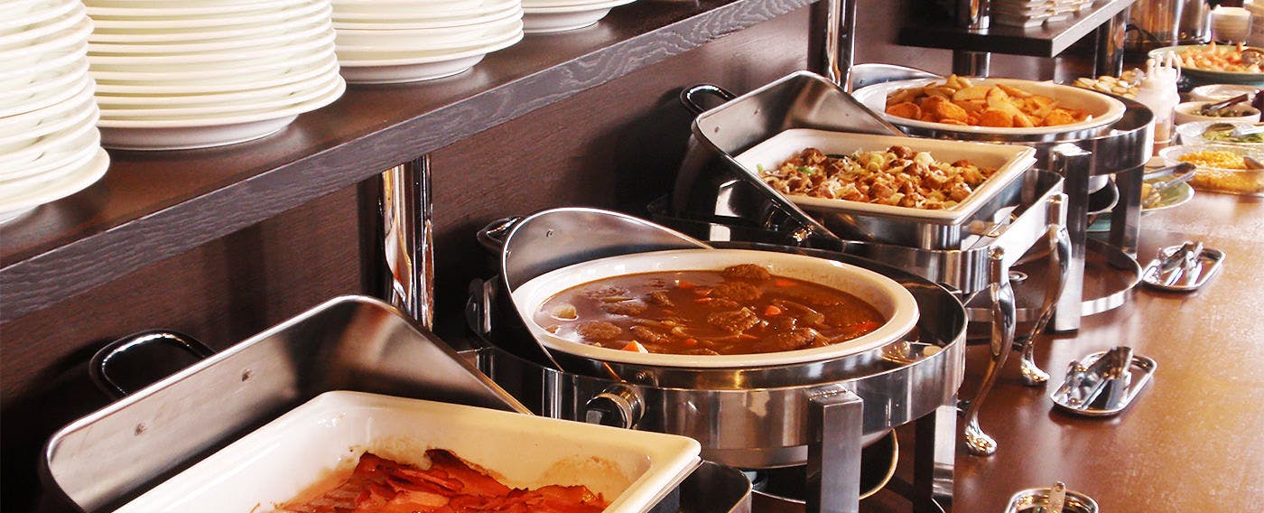 バイキング朝食