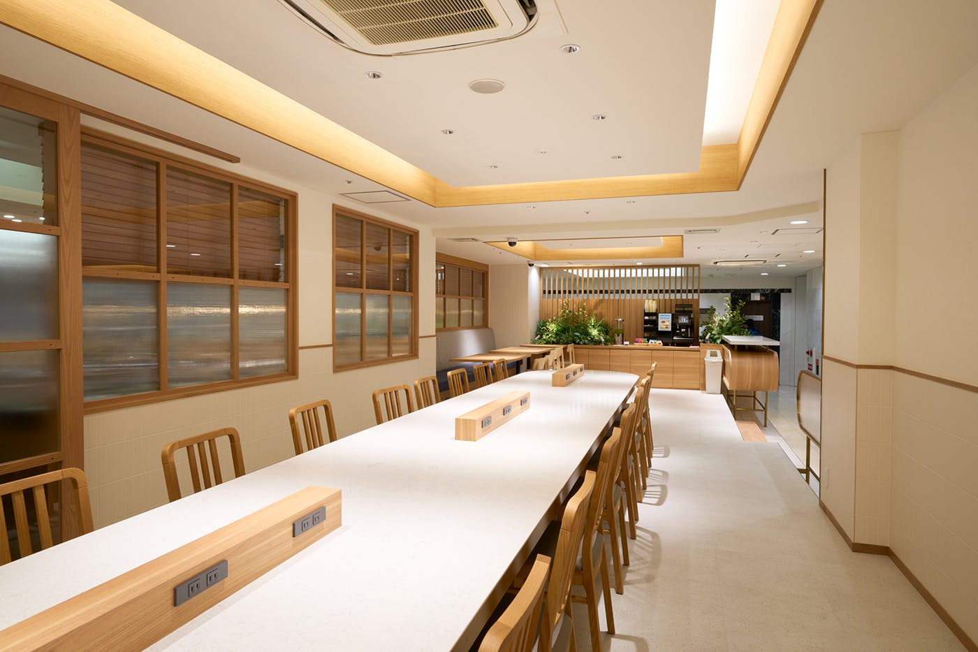 ロビーラウンジ