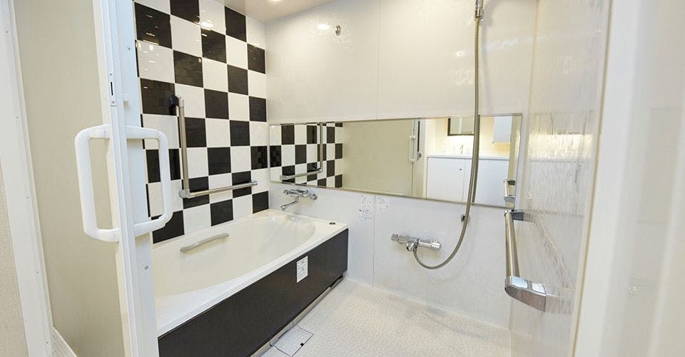 広々としたバスルーム